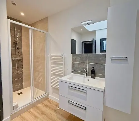 Apartamento Grand Square -5 Min From Train Station & Center