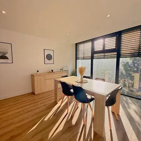 Grand Square -5 Min From Train Station & Center La Rochelle (Charente-Maritime)