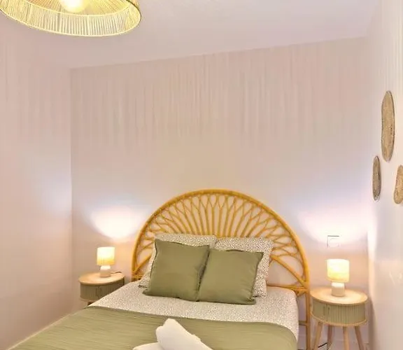 Apartmán Grand Square -5 Min From Train Station & Center